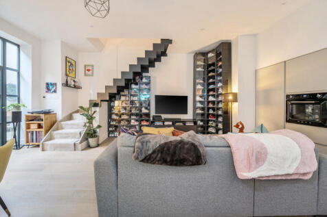 1381329-17-691495...