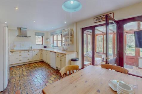 Snail-Cottage-03182025_100327-2.jpg