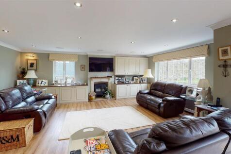 Highfield-House-Little-Ditton-03082021_175931.jpg