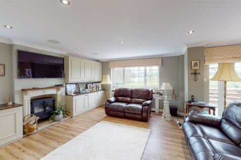 Highfield-House-Little-Ditton-03082021_175945.jpg