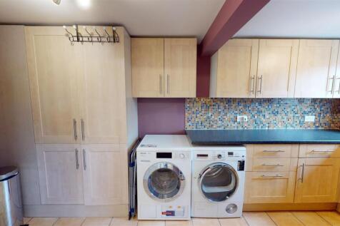 Highfield-House-Little-Ditton-03082021_183815.jpg
