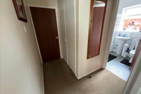 INNER HALLWAY