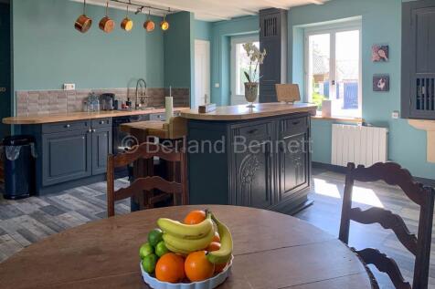 Property Image 4