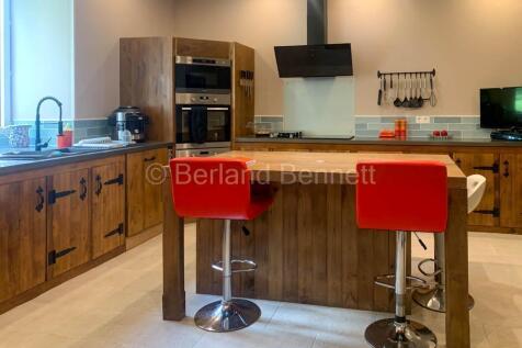 Property Image 9