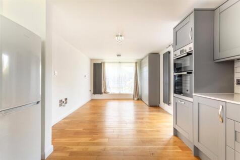 Kitchen-Lounge