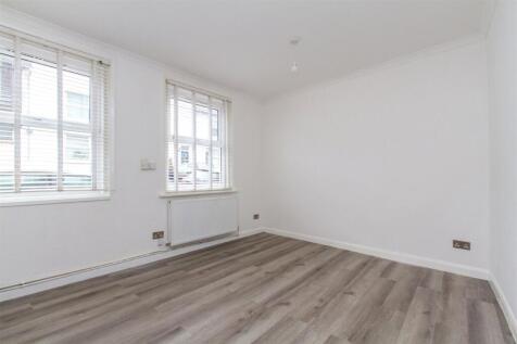Kitchen/Lounge