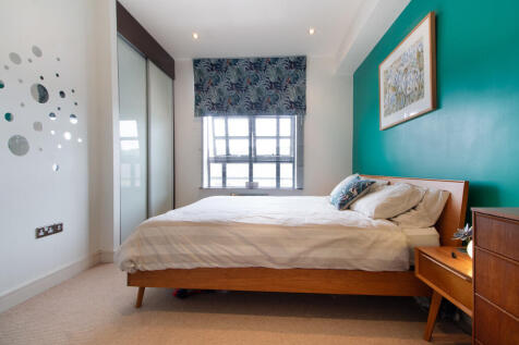 Bed1