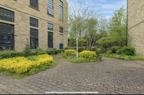 Communal Grounds