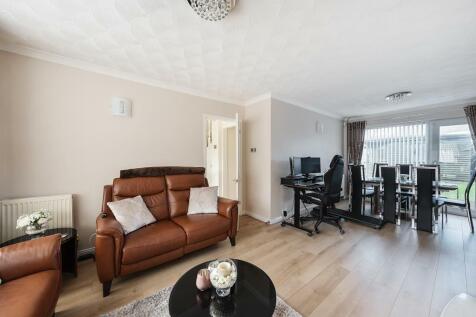 Open Plan Living and Dining
