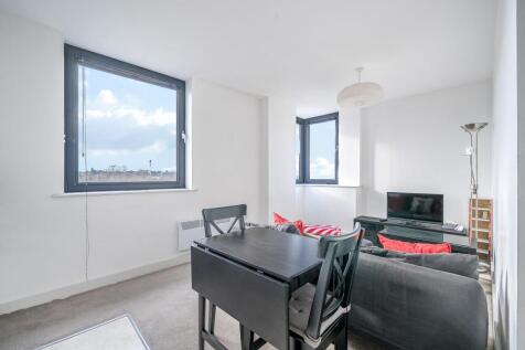 Reception Room  / Dining