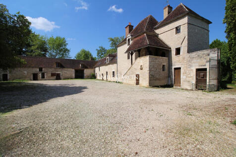 Property Image 1