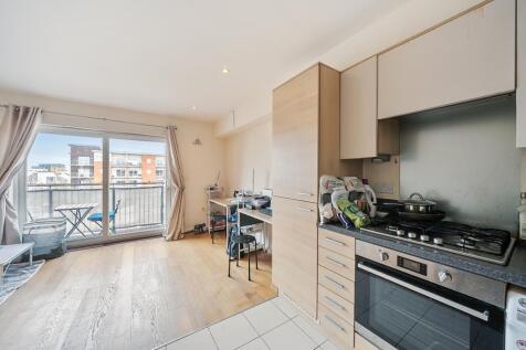 Reception/Kitchen