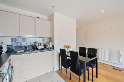 Reception/Kitchen