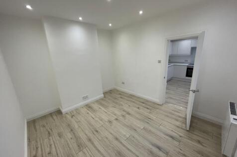 Studio Room