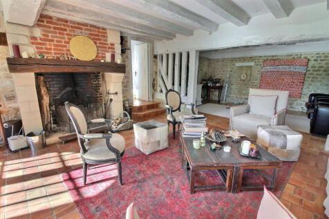 Property Image 4