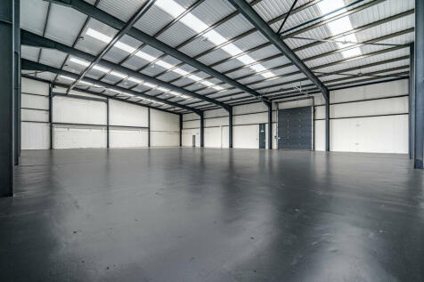 8514340-20220809_Station_Lane_Industrial_Estate_Unit_9_15_Final-800.jpg