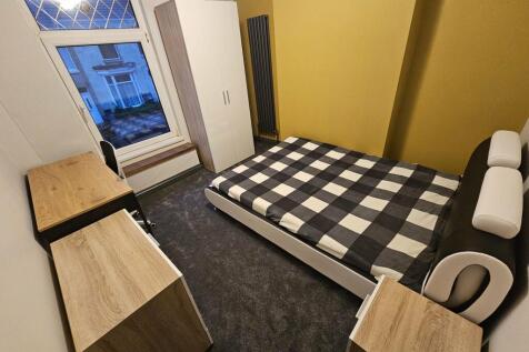 48 Baglan Bedroom 4