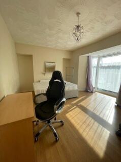 bedroom front