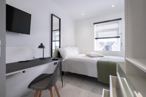 HR-Bedroom-02-002