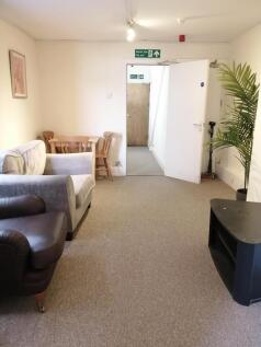 lounge 2