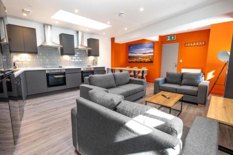 living area 2