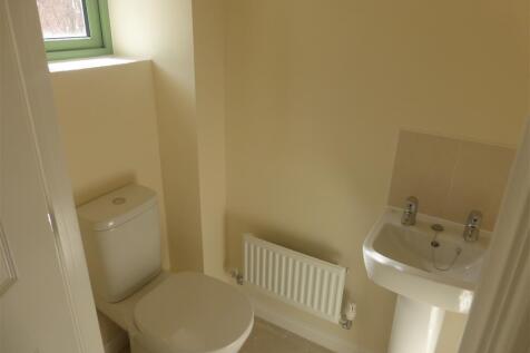 Cloakroom/wc
