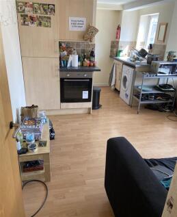 Flat 2 (7).jpeg