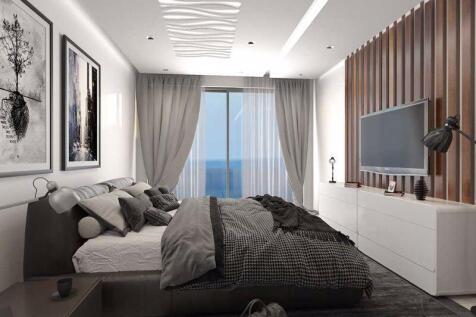 Additional bedroom