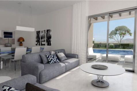 Living &amp; Dining Area