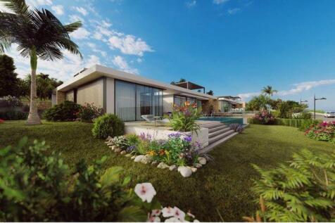 Villa &amp; Gardens