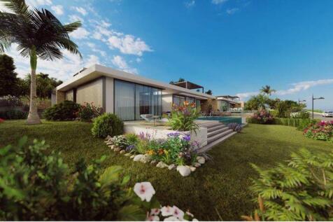 Villa &amp; Gardens