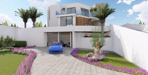 Front of Villa -...