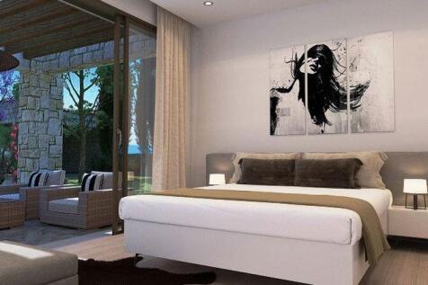 Master Bedroom -...