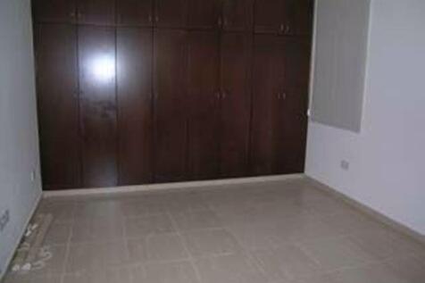 Bedroom with fitted