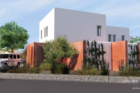Villa Exterior -...