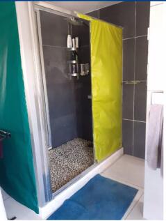 Ensuite  - Right...