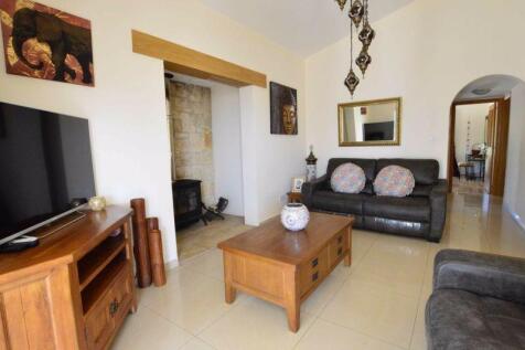 Lounge with Gas Fire