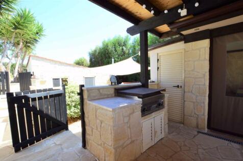Built-in BBQ
