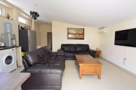 Annexe Lounge /...