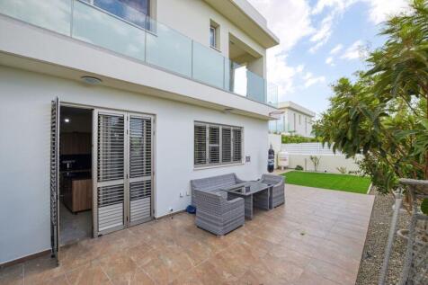Rear Garden Patio