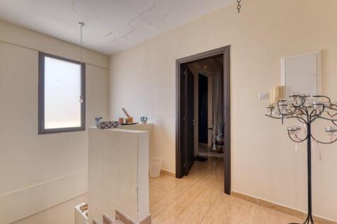1st Floor Landing