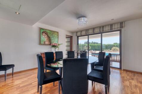 Formal Dining Area