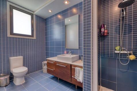 Bedroom 2 Ensuite