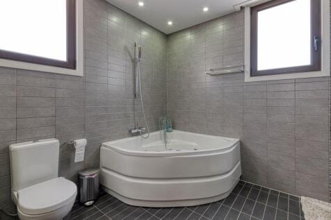 Master Bedroom...