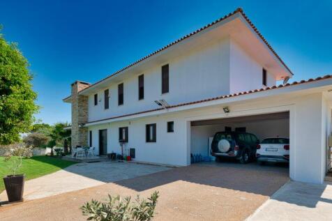 Garage-Right Side