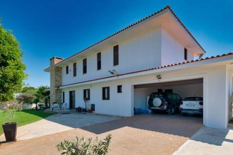Garage-Right Side