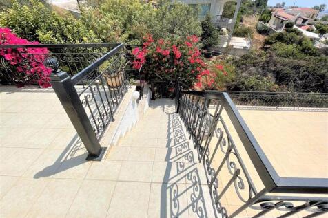 Gated veranda