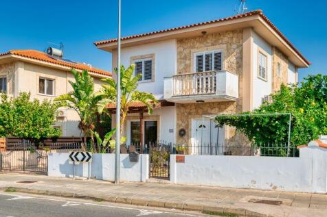 Front of the Villa