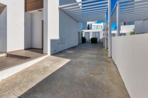 Drive Way