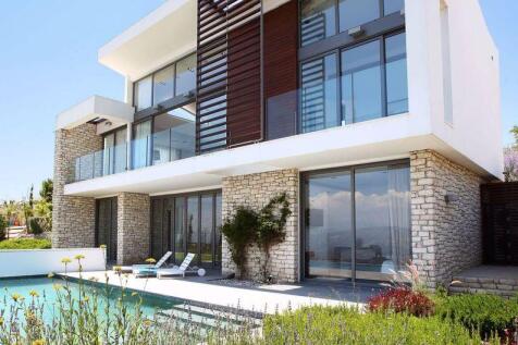 Rear of Villa